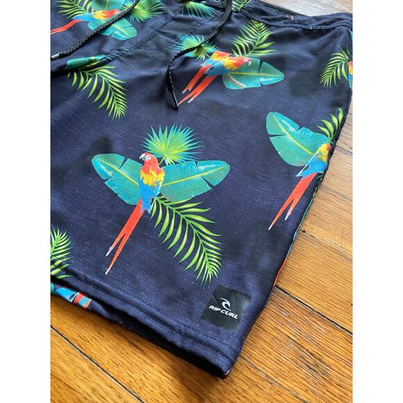 RIPCURL Mirage Navy Tropical Floral Boardshorts sz 34 - Picture 4 of 11